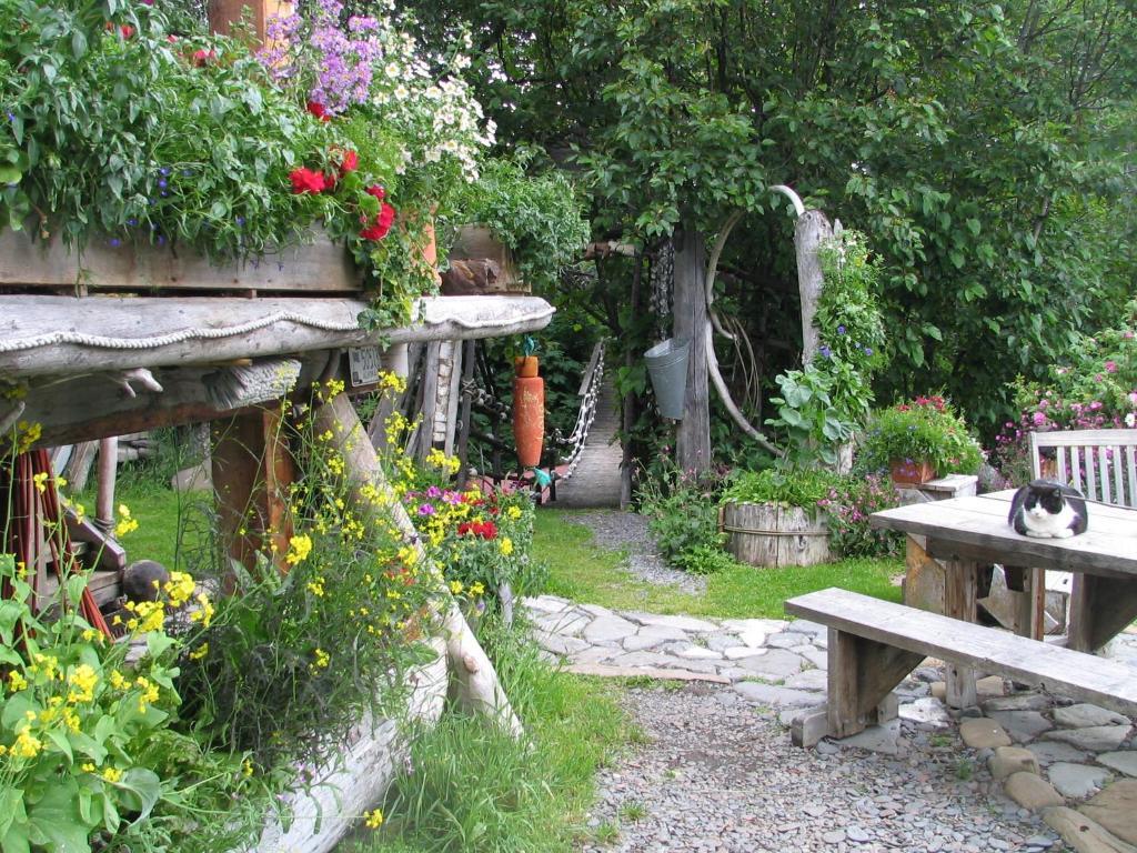 Brigitte'S Bavarian Bed Und Breakfast Millers Landing Szoba fotó